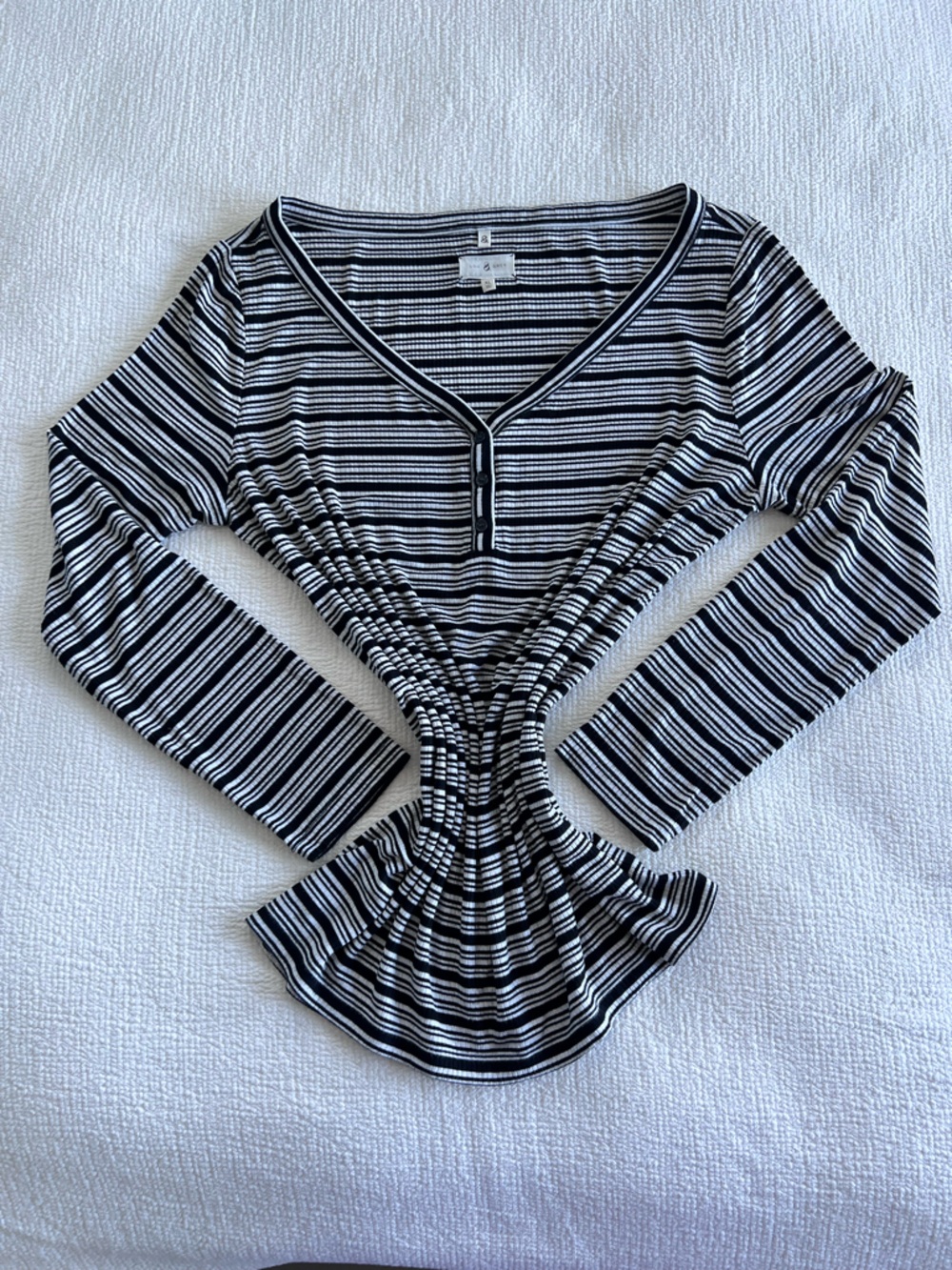 Lou & Grey EUC Women’s Black and White Striped V-Neck Long Sleeve Henley Size:XL